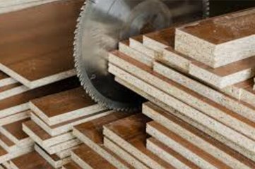 Saw blade are Cutting MDF