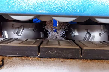 Edge Trimming on Edge Banders