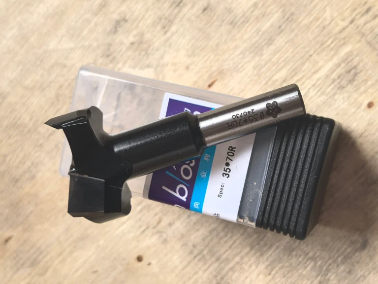 Anti-Chipping Boring Bits for Double-Sided Melamine